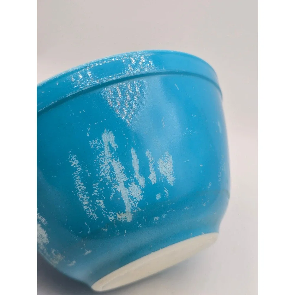 Vintage Pyrex 401 Turquoise Blue Nesting Mixing Bowl 1.5Pt Milk Glass Made USA